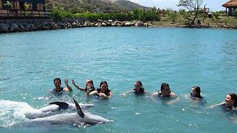 Breathaking Luxury Cliffside Villa