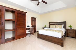 Breathaking Luxury Cliffside Villa