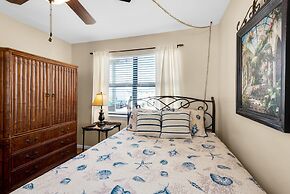 Beach Side- Harbor View