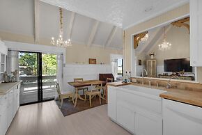 Seascape Golf Villa - Coconut Cottage