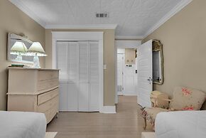 Seascape Golf Villa - Coconut Cottage