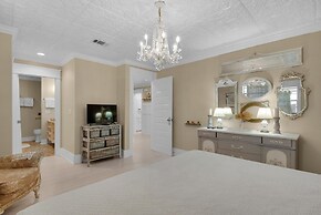 Seascape Golf Villa - Coconut Cottage