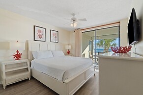 Pelican Pointe 202