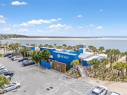 Wharf Resort 917