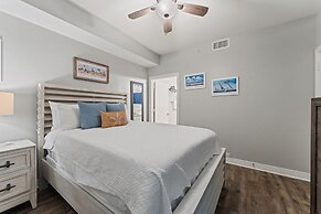 Beach Colony East 17b-penthouse