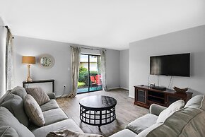 Summerhouse Townhomes #6- Blue Pearl