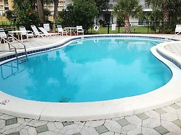 Summerhouse Townhomes #6- Blue Pearl