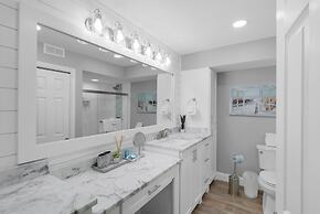 Enclave 201b- Two Pina Coladas