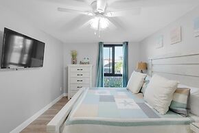 Enclave 201b- Two Pina Coladas