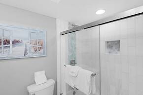 Enclave 201b- Two Pina Coladas