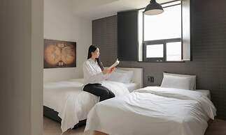 Hotel Yaja Siheung Jeongwang Branch