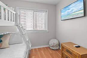 Southbay by the Gulf #122 - Salty Paws