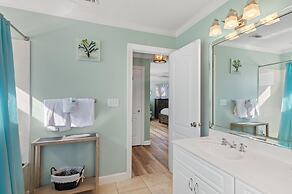 Ocean Breeze Cottage