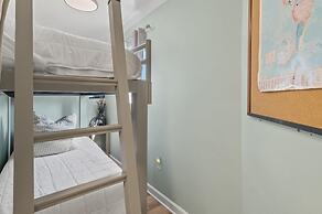 Ocean Breeze Cottage