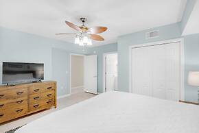 Destin West Bayside Sandpiper #305- Licensed to Chill