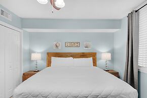 Destin West Bayside Sandpiper #305- Licensed to Chill