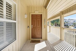 Seascape Lakefront Villas 310- Beach Please