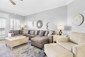 Seascape Lakefront Villas 310- Beach Please