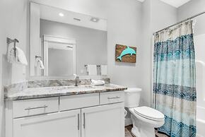 Pelican at Sound Side