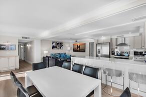 Shoreline Towers 2086