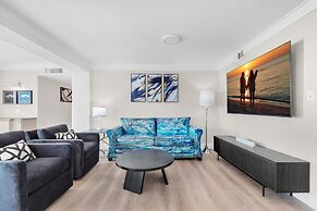 Shoreline Towers 2086