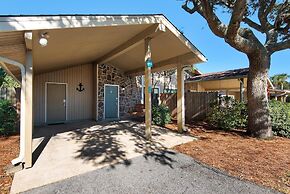 Seascape 51A - Beach Baby