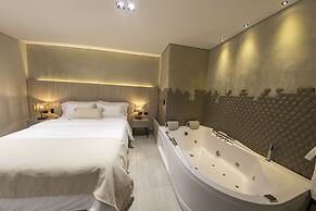 Sonata 44 Hotel Laureles