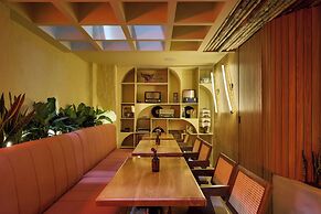 Sonata 44 Hotel Laureles