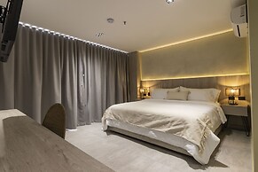 Sonata 44 Hotel Laureles