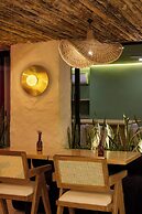 Sonata 44 Hotel Laureles