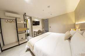 Sonata 44 Hotel Laureles