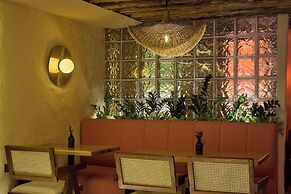 Sonata 44 Hotel Laureles