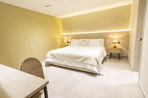 Sonata 44 Hotel Laureles