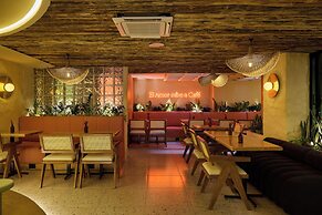 Sonata 44 Hotel Laureles