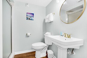 Destin West Bayside Pelican #308