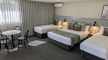 The Clairfield Hotel