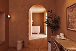 The Clairfield Hotel