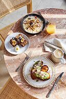 The Clairfield Hotel