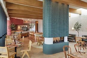 The Clairfield Hotel