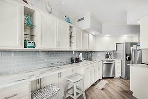 Surfside Resort #208- Emerald Dreams