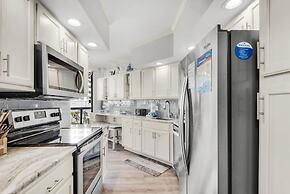 Surfside Resort #208- Emerald Dreams