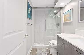 Surfside Resort #208- Emerald Dreams