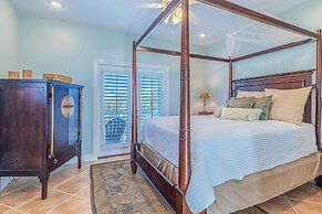 Two Friends From Colorado