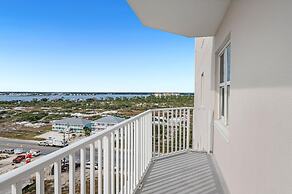 Windemere 908 Pool Side Cabana A Included!