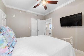 Windemere 908 Pool Side Cabana A Included!