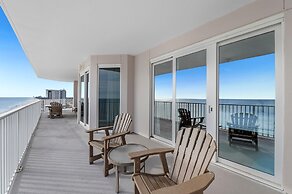 Windemere 908 Pool Side Cabana A Included!