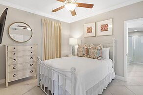 Windemere 908 Pool Side Cabana A Included!