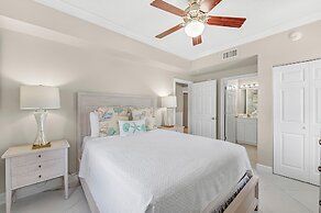 Windemere 908 Pool Side Cabana A Included!