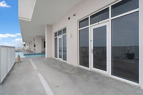 Windemere 908 Pool Side Cabana A Included!