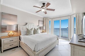 Windemere 908 Pool Side Cabana A Included!